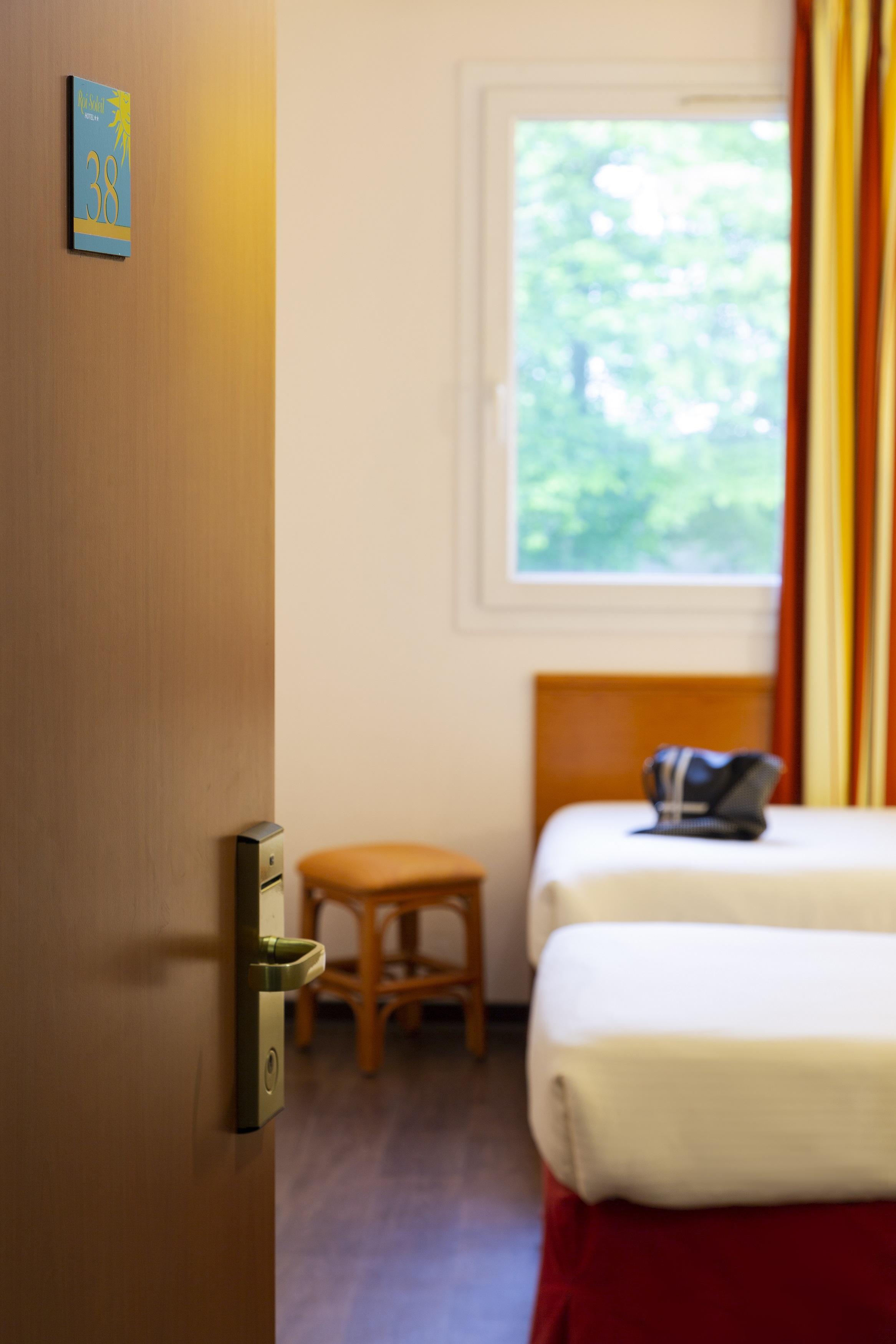 Hotel Roi Soleil - Amnéville Buitenkant foto
