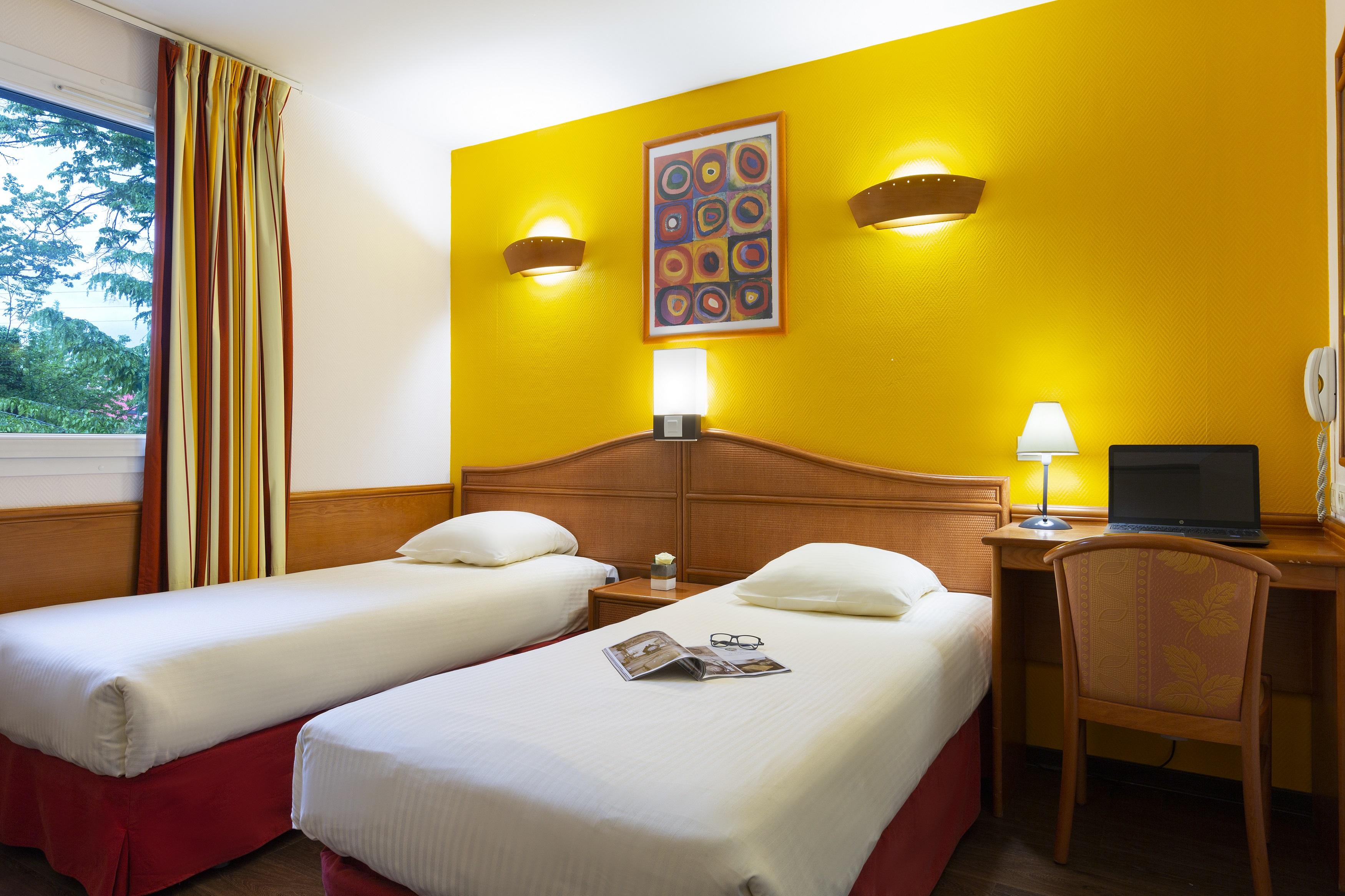 Hotel Roi Soleil - Amnéville Buitenkant foto