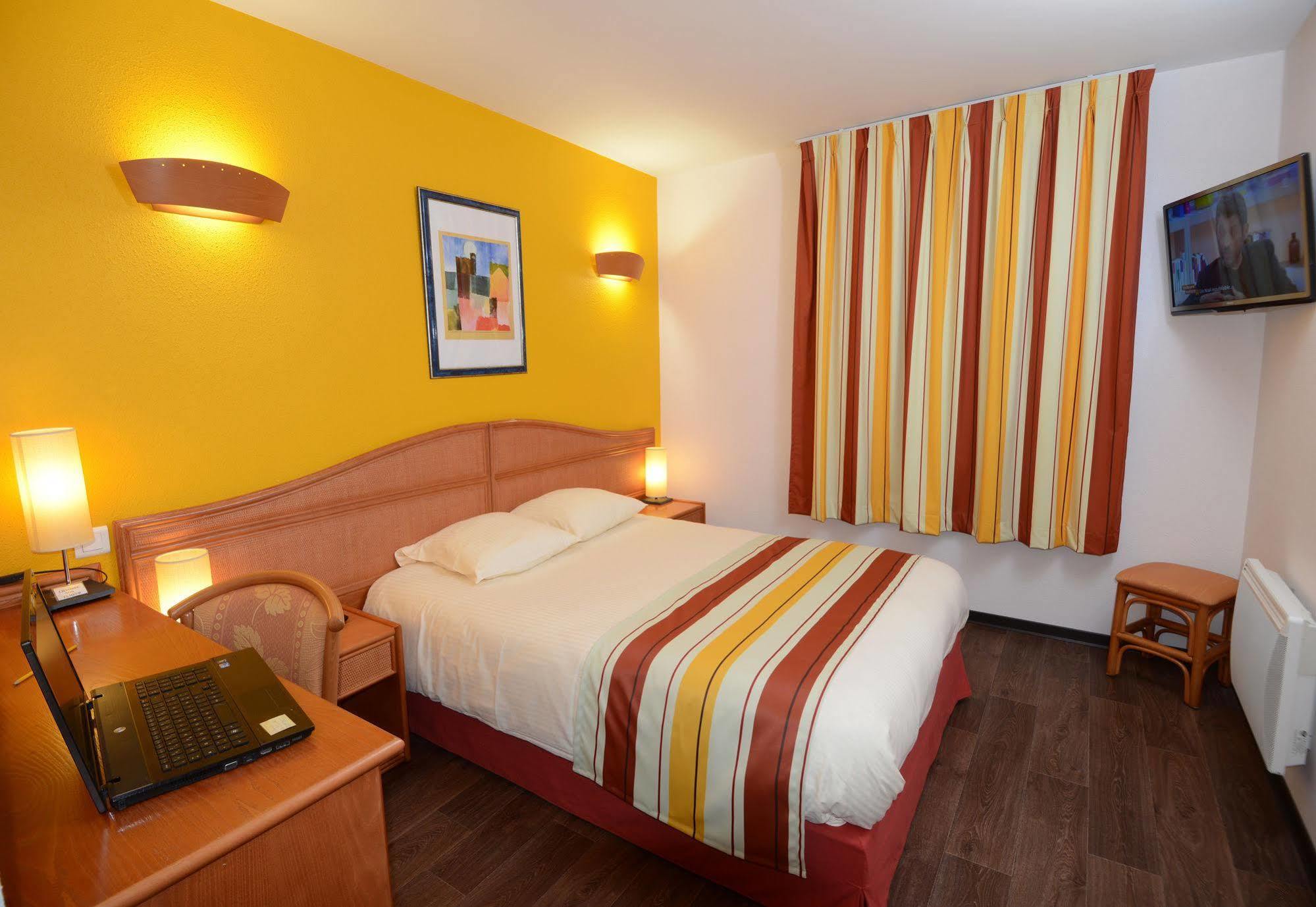 Hotel Roi Soleil - Amnéville Buitenkant foto